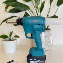 Rivet Gun